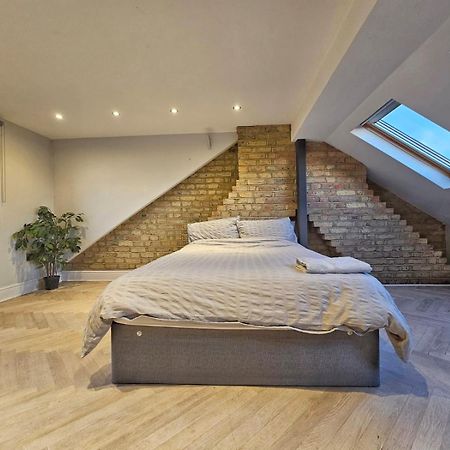 Contemporary 3 Bed House With Spacious Garden Close To Stratford & Canary Wharf Лондон Екстериор снимка