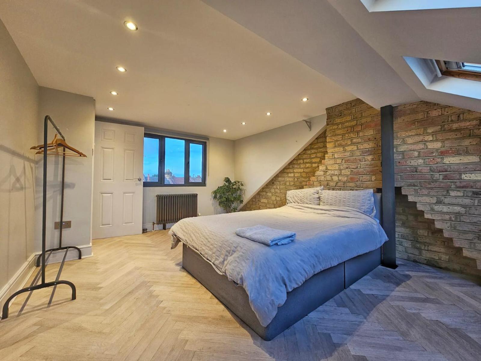 Contemporary 3 Bed House With Spacious Garden Close To Stratford & Canary Wharf Лондон Екстериор снимка