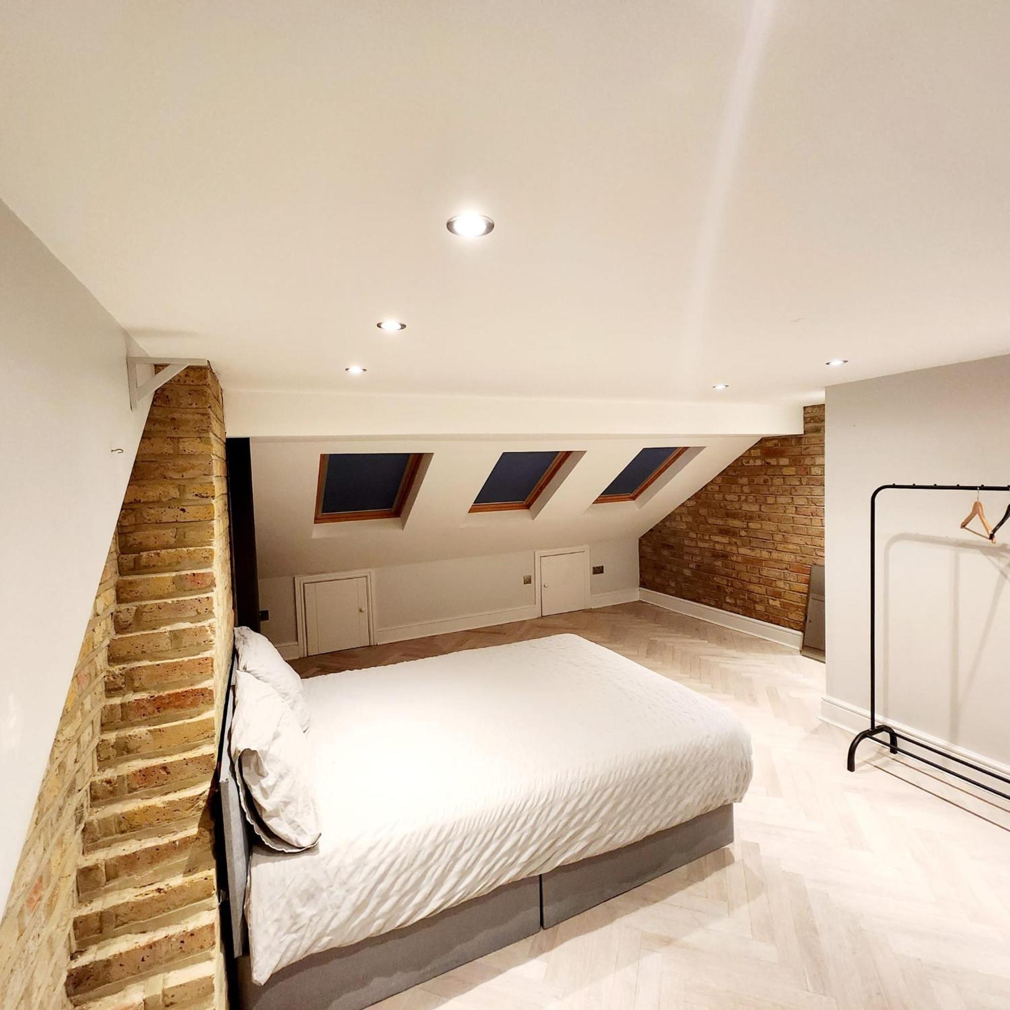 Contemporary 3 Bed House With Spacious Garden Close To Stratford & Canary Wharf Лондон Стая снимка